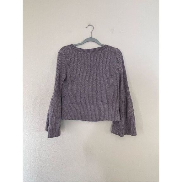 Knyt‎ and lynk soft thick knit flared sleeve sweater size medium - Picture 3 of 6